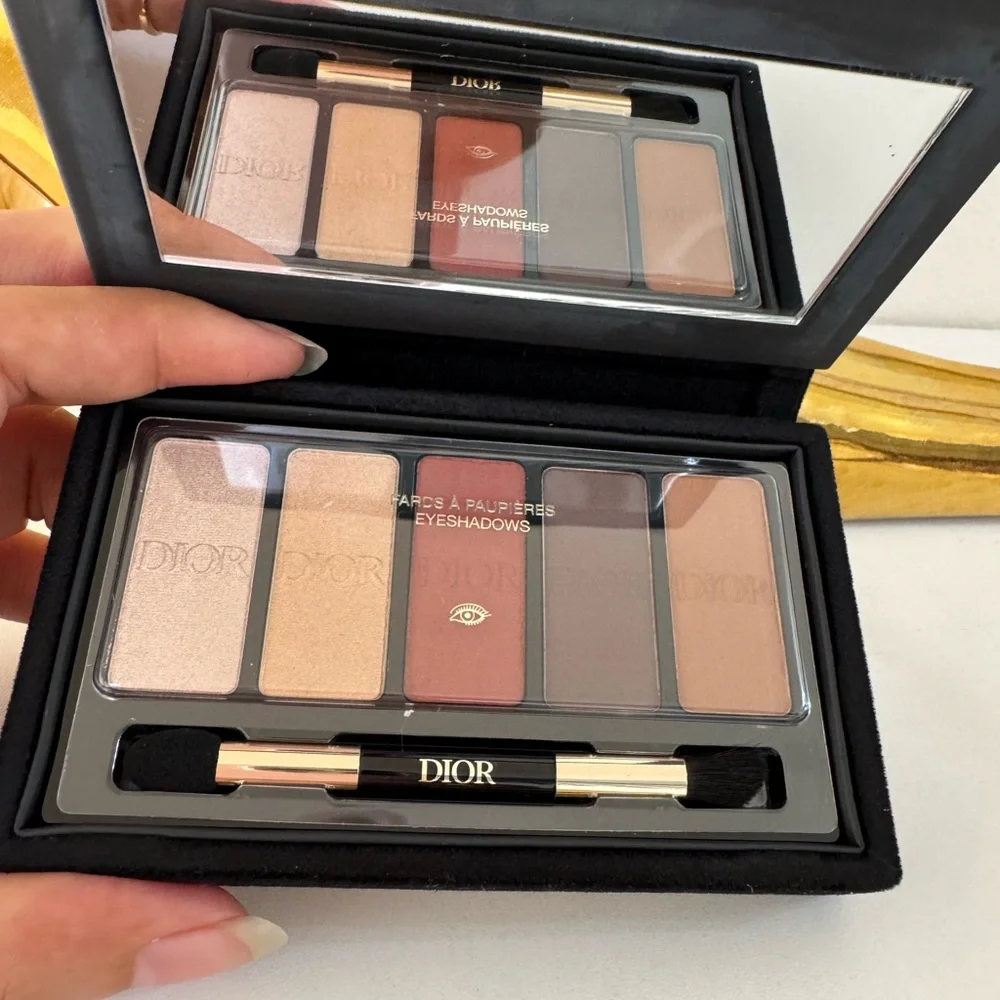DIOR EYESHADOW PALETTE VELVET CASE WITH GOLD